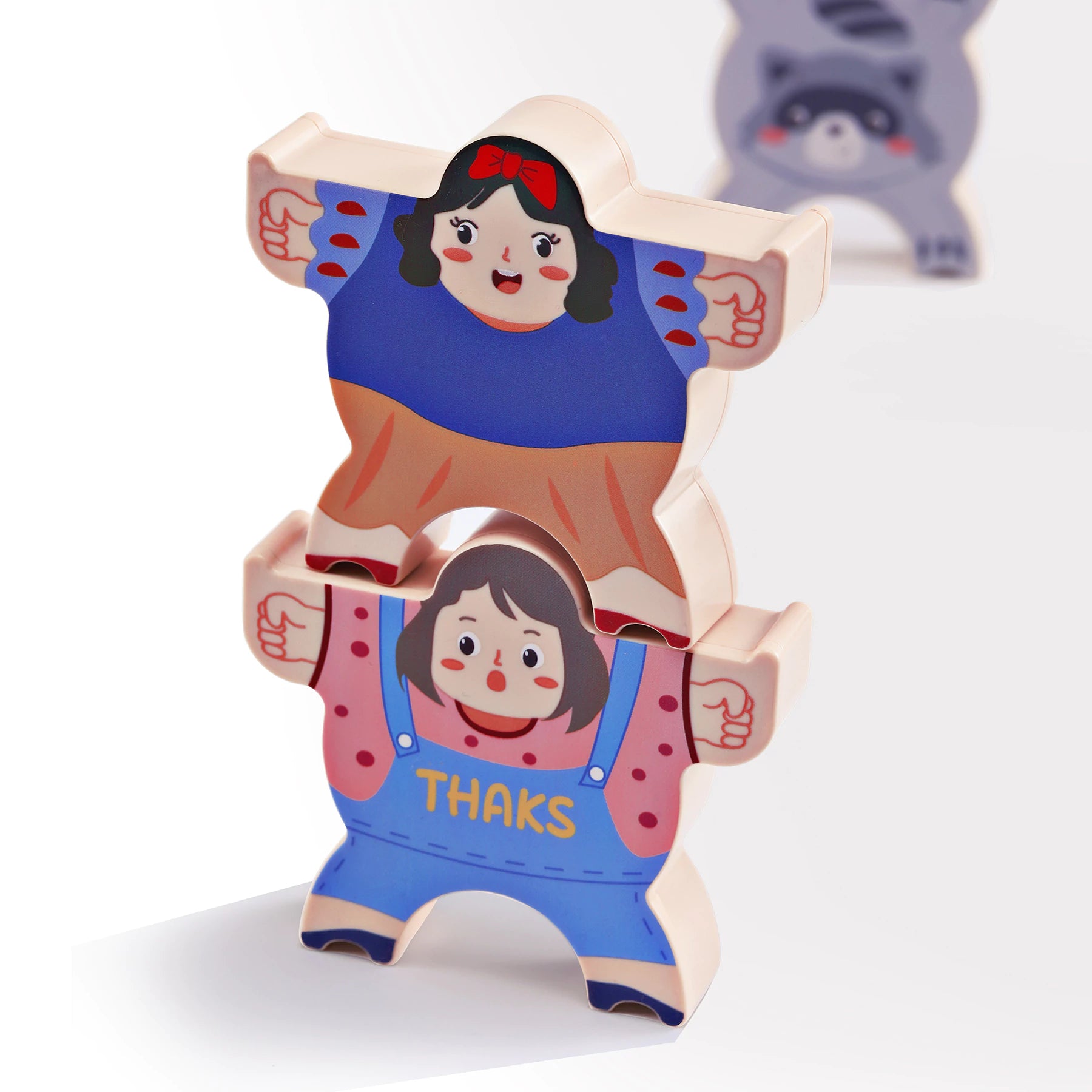 <tc>Juego de figuras apilables de muñecos y animales (12 piezas)</tc>